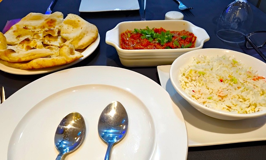 Image 4: Flavours of India: Starter, Main and Rice or Naan at Tamworth Spice