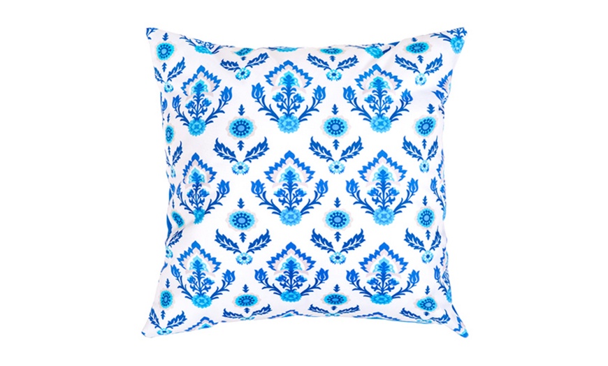 Image 45: Waterproof Outdoor Scatter Cushion