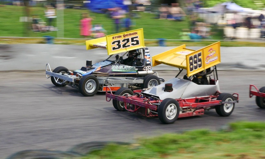 Image 2: Stock Car and Hot Rod Racing