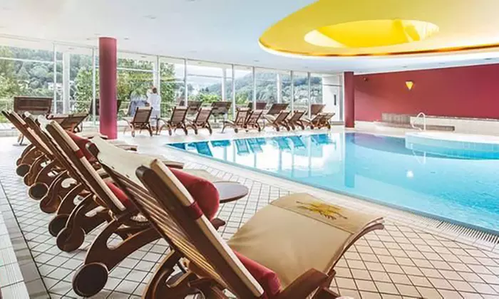 Bad Herrenalb: Doppelzimmer inkl. Frühstück / Halbpension und Spa