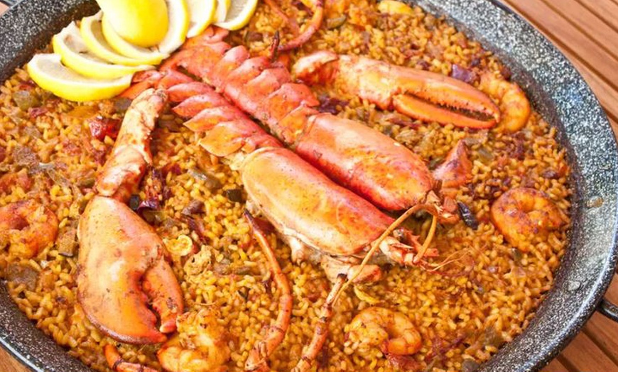 Image 12: Menú especial para 2: Cachopos o arroz de marisco con entrantes