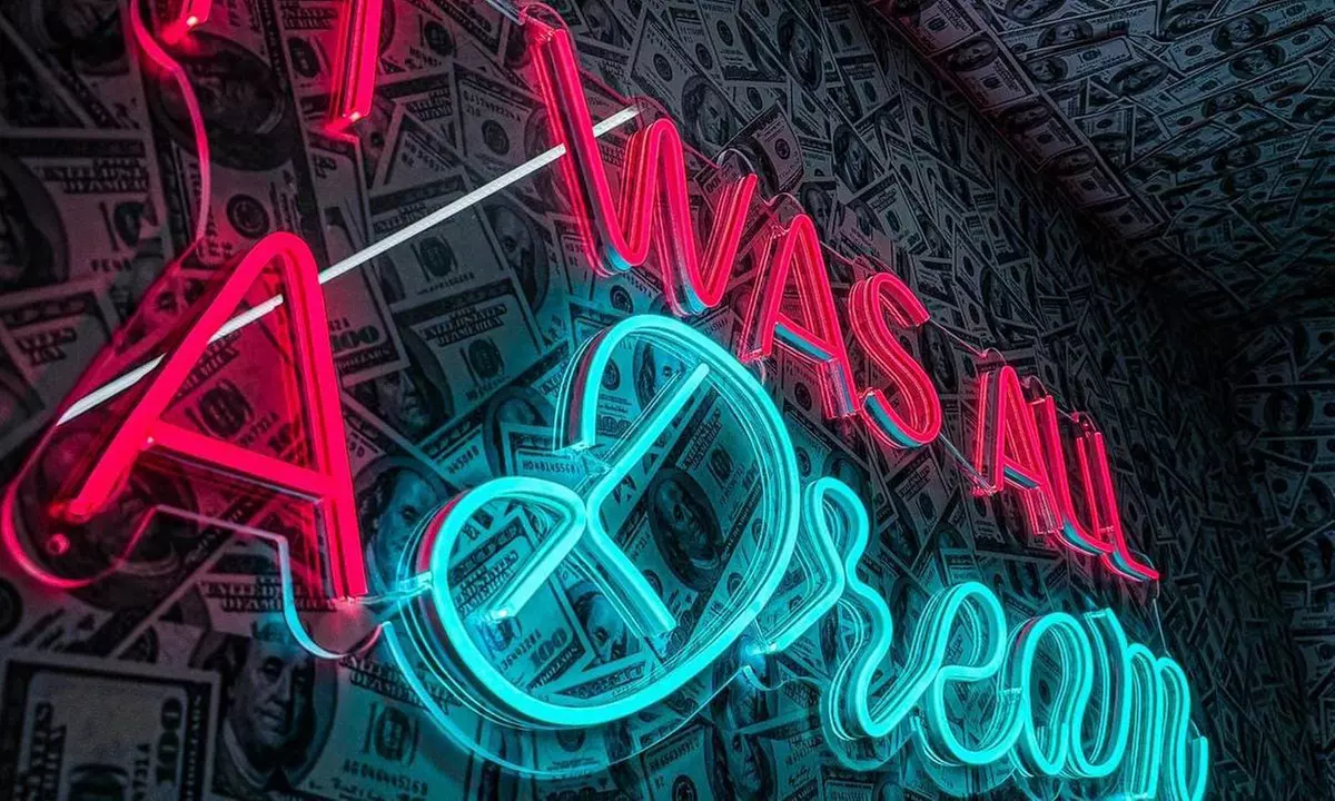 Noche diferente con toques árabes: 2 cócteles a elegir y 1 o 2 shishas para 2 personas, y ahorra hasta un 58% - Second Medium