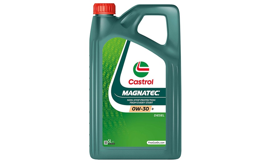 Image 3: Castrol Magnatec Car Engine Oil with Dual lock Technology