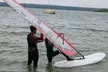 Jetzt Windsurfen lernen: 5 Std. Windsurf-Grundkurs inkl. Leihausrüstung für 1 oder 2 Personen (bis 33% sparen) - Second Medium