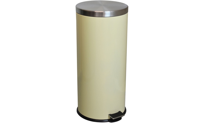 Image 24: 30-Litre Kitchen Pedal Bin