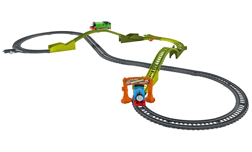 Image 4: Fisher-Price Thomas and Friends Trainset