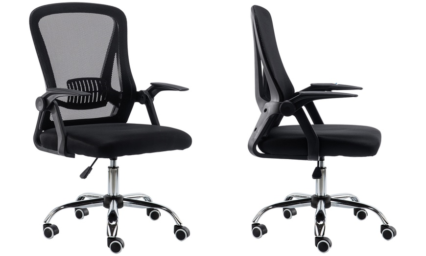 Image 2: Ergonomic Swivel Mesh Office Chair