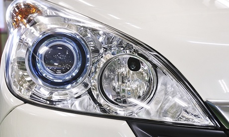Rénovation des optiques de phares avant à 34,90 € chez Premium Pare brise
