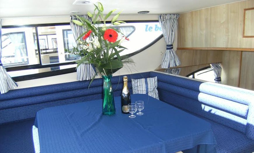 Image 3: Shannon River Boat Hire