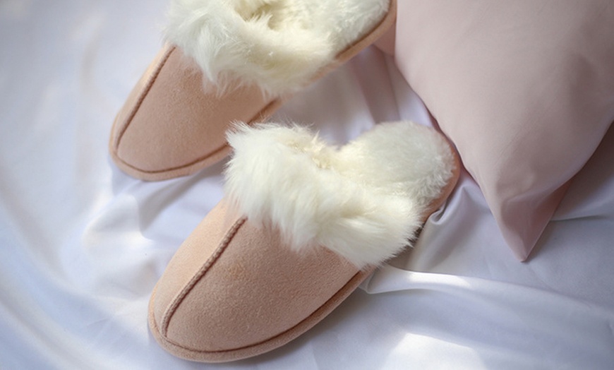 Image 6: Women's Warm Plush Slippers