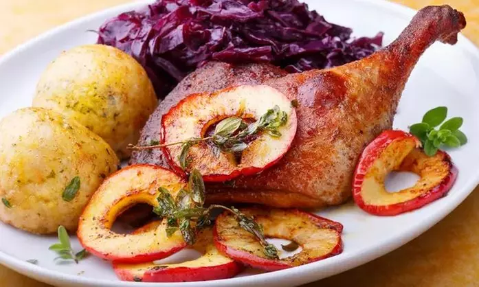 3-Gänge-Menü mit Gänsekeule für 1, 2 oder 4 Personen im Du und Ich Restaurant (bis zu 50% sparen*) - Primary Image