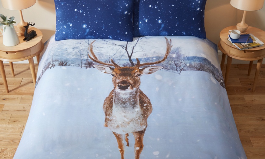 Image 3: Dreamy Winter Duvet Cover Set