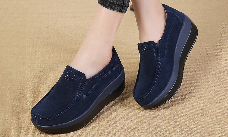 Image 5: Slip-On Platform Loafers