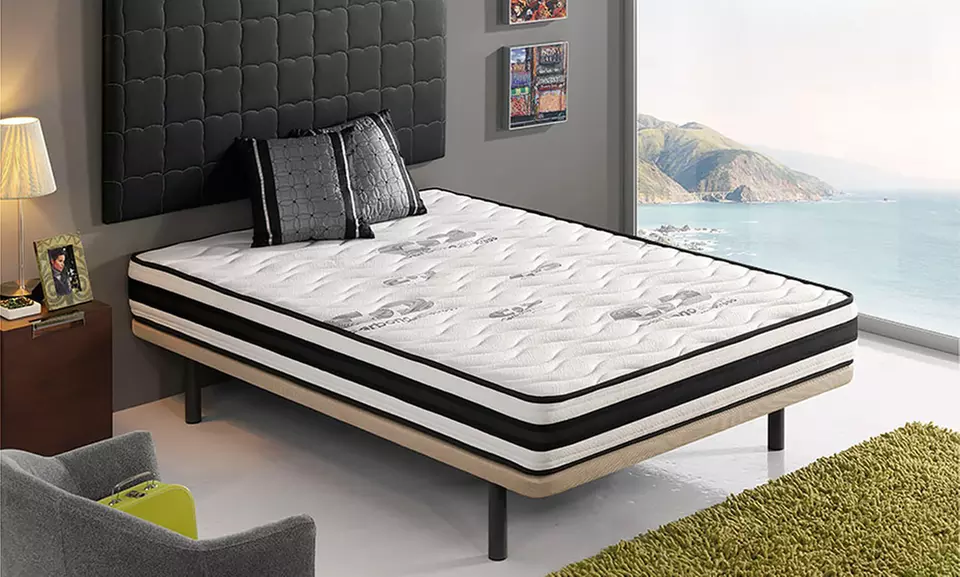 Matratze mit Aktivkohlen-Fasern in der Größe nach Wahl - Primary Image