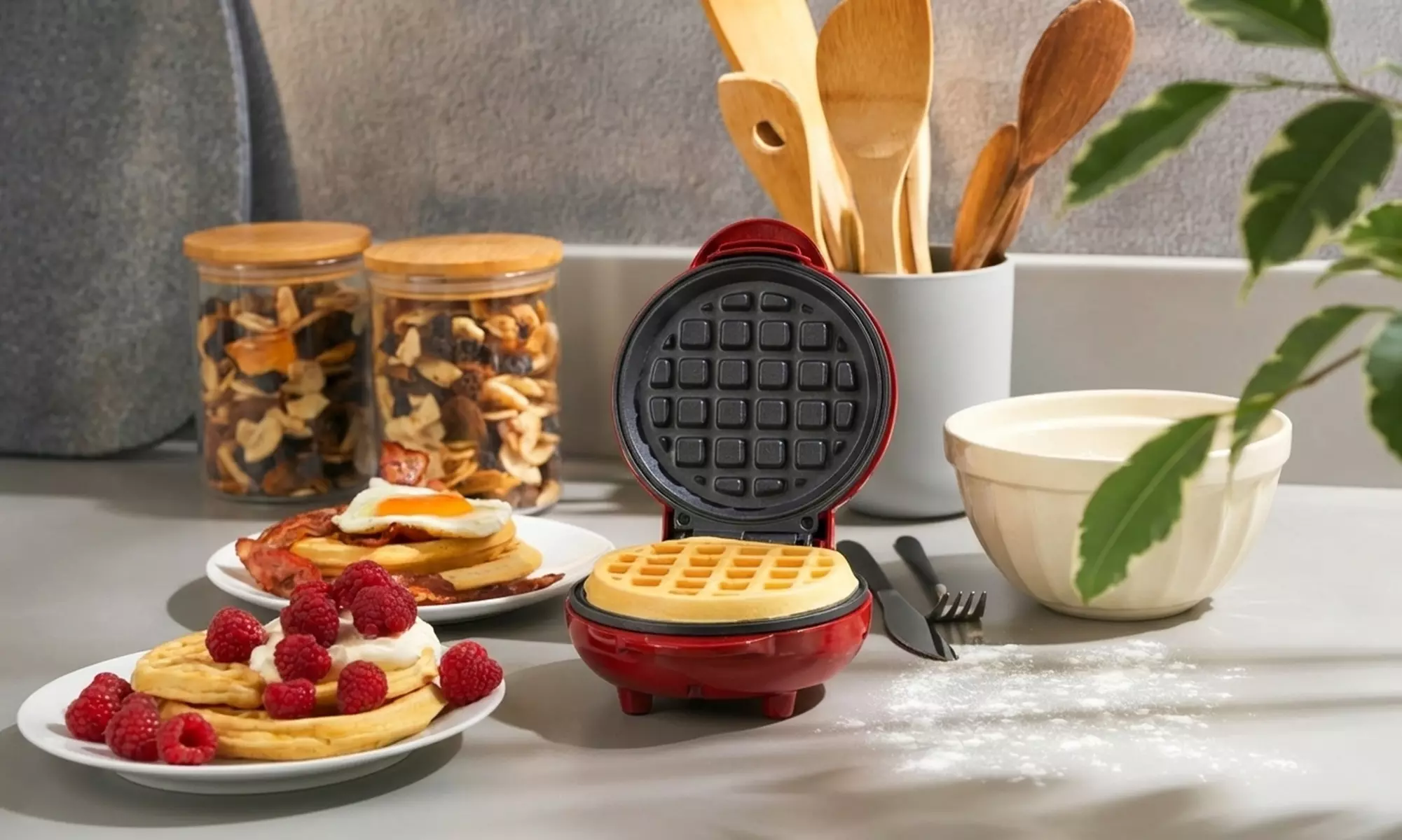 Giles and Posner Mini Waffle Maker