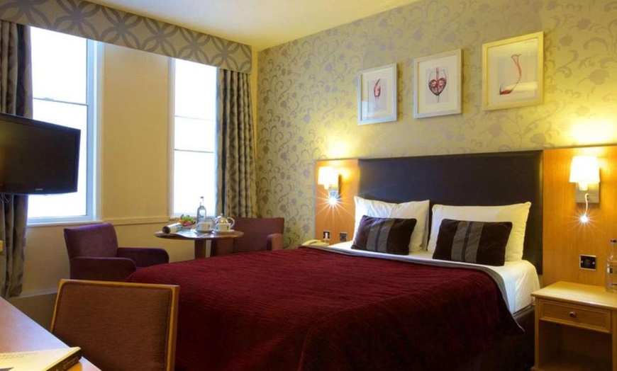 Image 4: Cumbria: Double Room for two with Optional Breakfast & Bottle of Wine