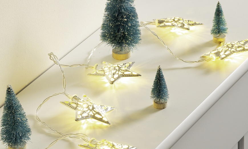 Image 8: Battery-Operated Star Lights