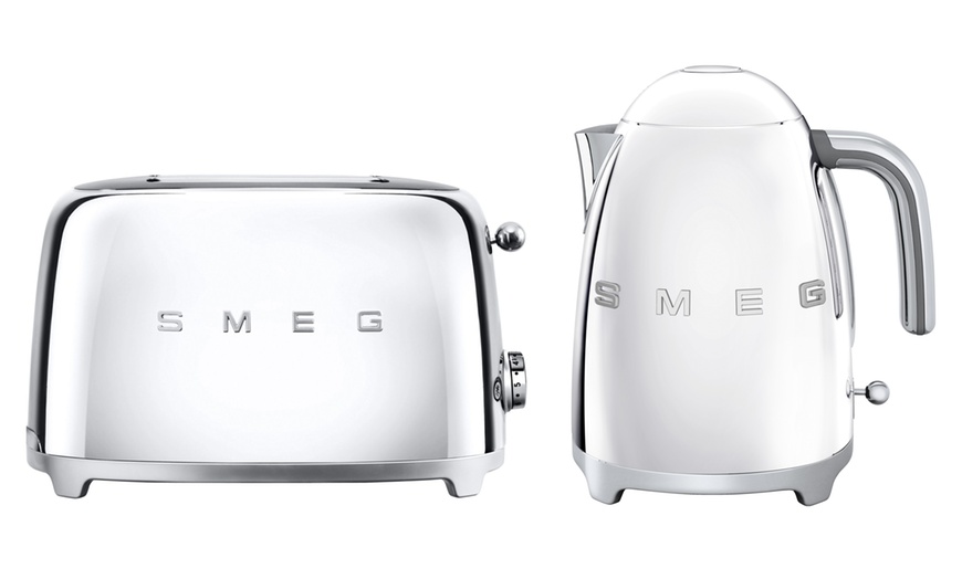 Image 8: SMEG Toaster and Kettle Set