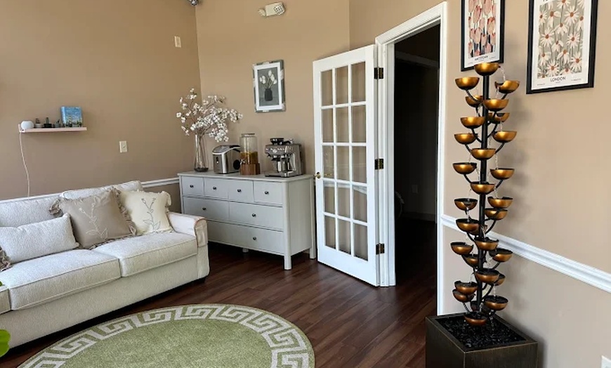 Image 3: Massages for 1 or 2 with Hot Towels, Organic Massage Oil and Lemon Tea