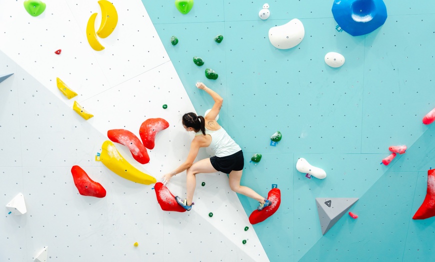 Image 1: Full Day of Bouldering with Shoe Rental at Beta One Bouldering Gym