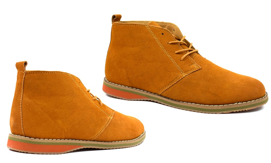 Image 8: Men's Suede Desert Boots