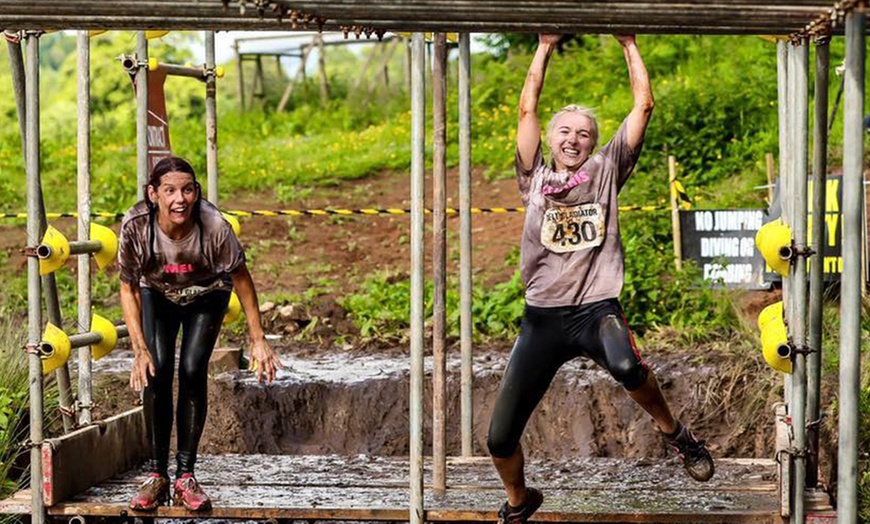 Image 7: Gelt Gladiator Obstacle Run