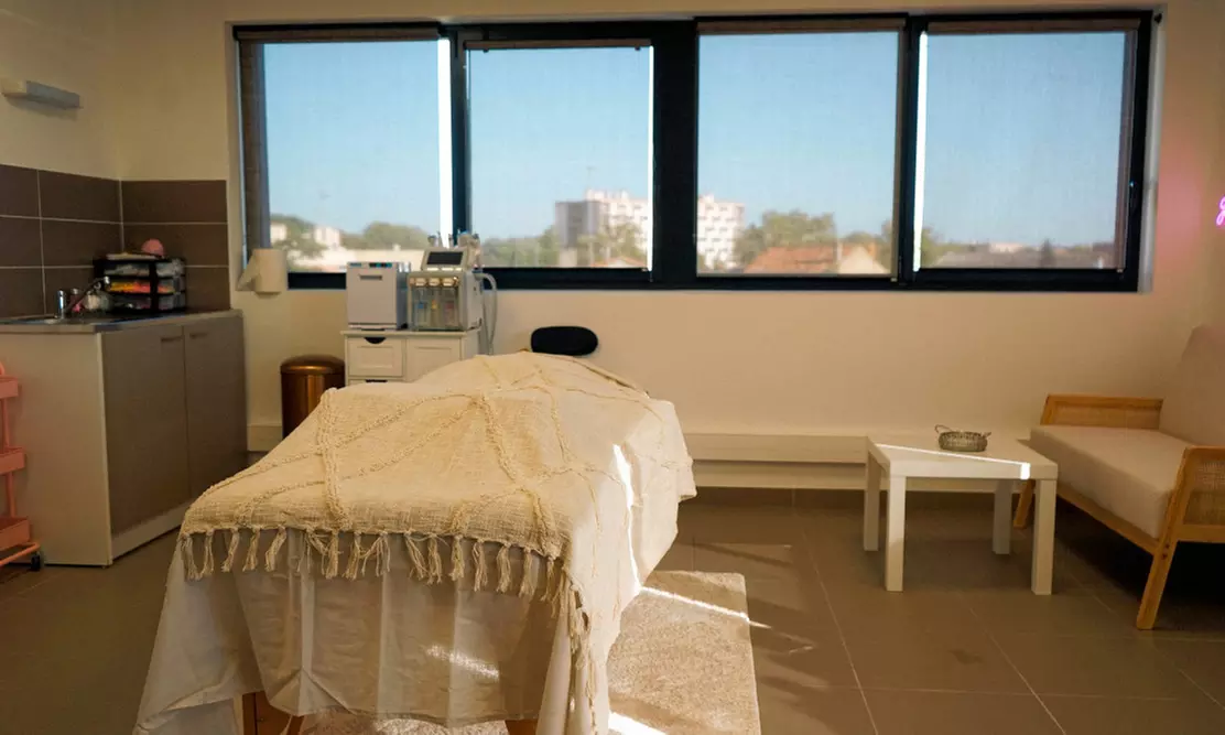 Parenthèse relaxante avec un massage du monde de 60 minutes chez Head Spa By Db Beauty (jusqu'à 30% de remise)