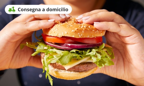 2 o 4 hamburger a scelta più porzione di patate fritte a La Birreria di Grignasco. Consegna a domicilio