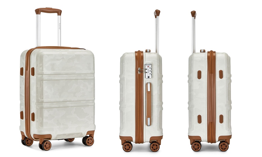 Image 9: Three Piece Fashion Camouflage Luggage Set