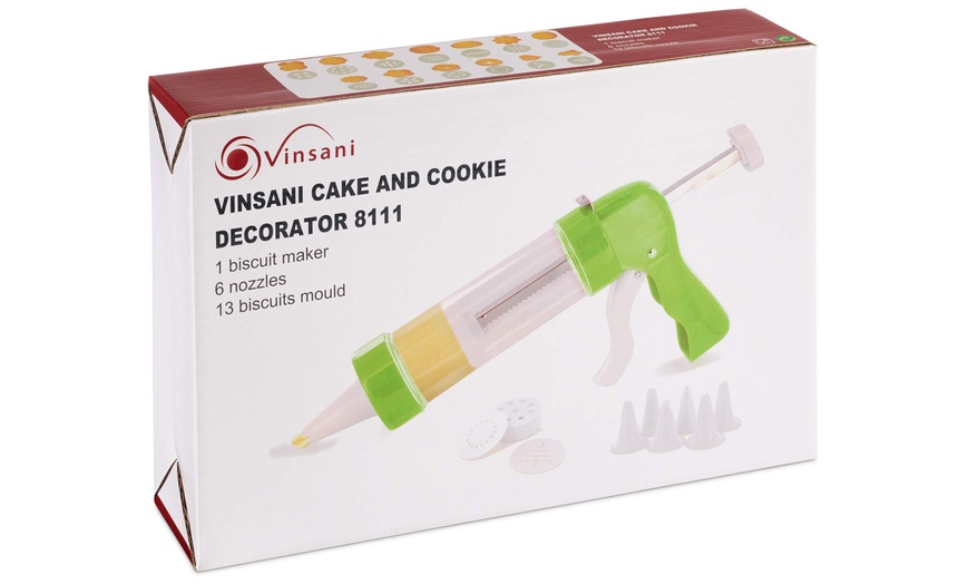 Image 7: 20-Piece Cake Decorating Set