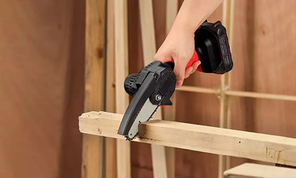 Mini motosega portatile e batteria a litio 21 V ricaricabile