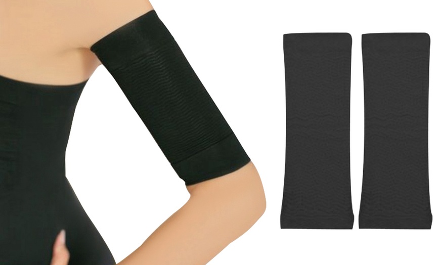 Image 2: Two-Pack of Arm Shapers