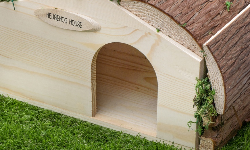 Image 2: Wooden Hedgehog House