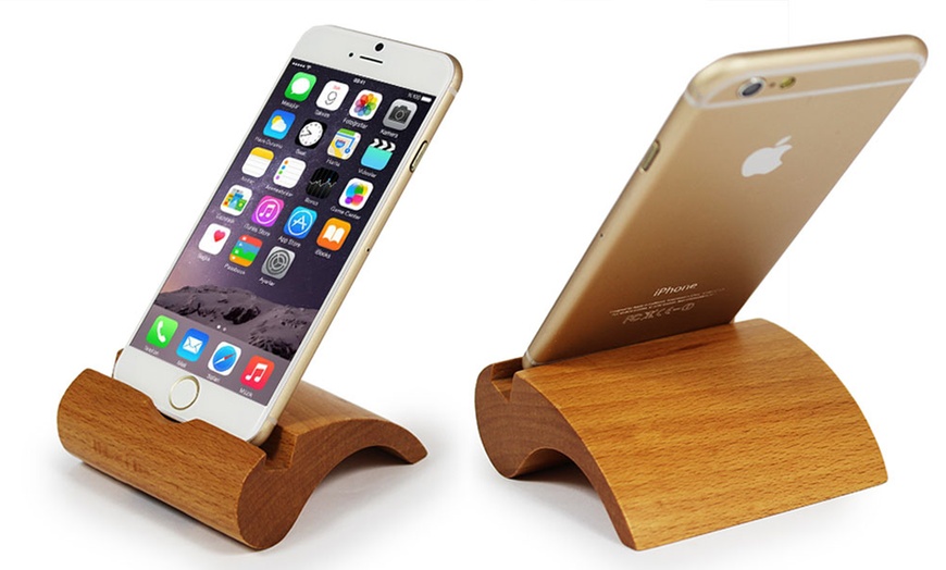 Image 4: Bamboo Phone Holder