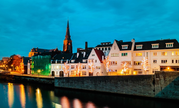 Maastricht: Privater Schlafbereich im Gemeinschaftsraum mit Spa