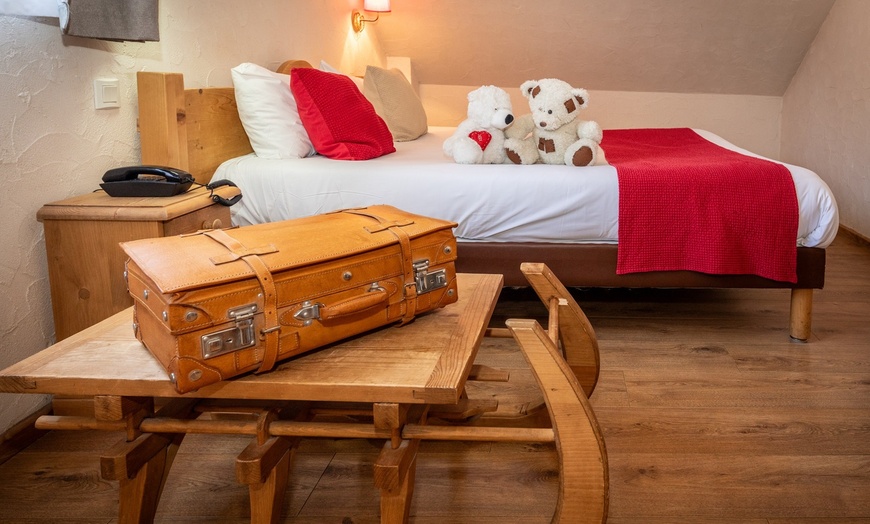 Image 8: Alsace, Eguisheim : chambre double standard avec pdj, crémant et dîner