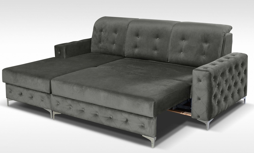 Image 4: Plush Velvet Sofa Bed