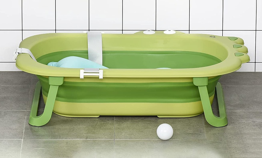 Image 3: HomCom Baby Crocodile Collapsible Bath