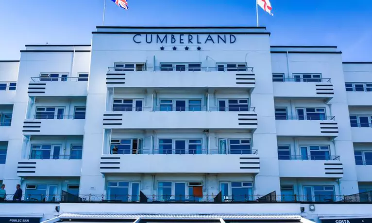 4* Bournemouth: 1 or 2 Night Stay w/ Breakfast, 3-Course Dinner & More