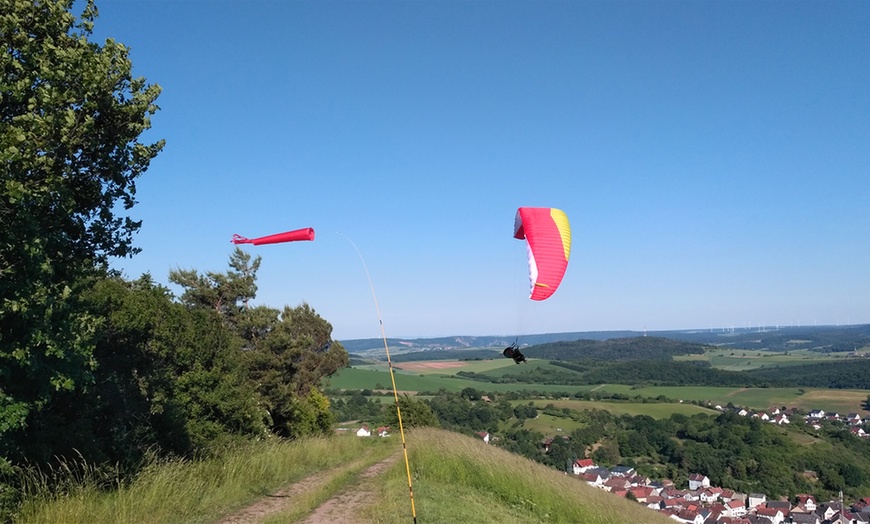 Image 2: Wertgutschein Paragliding