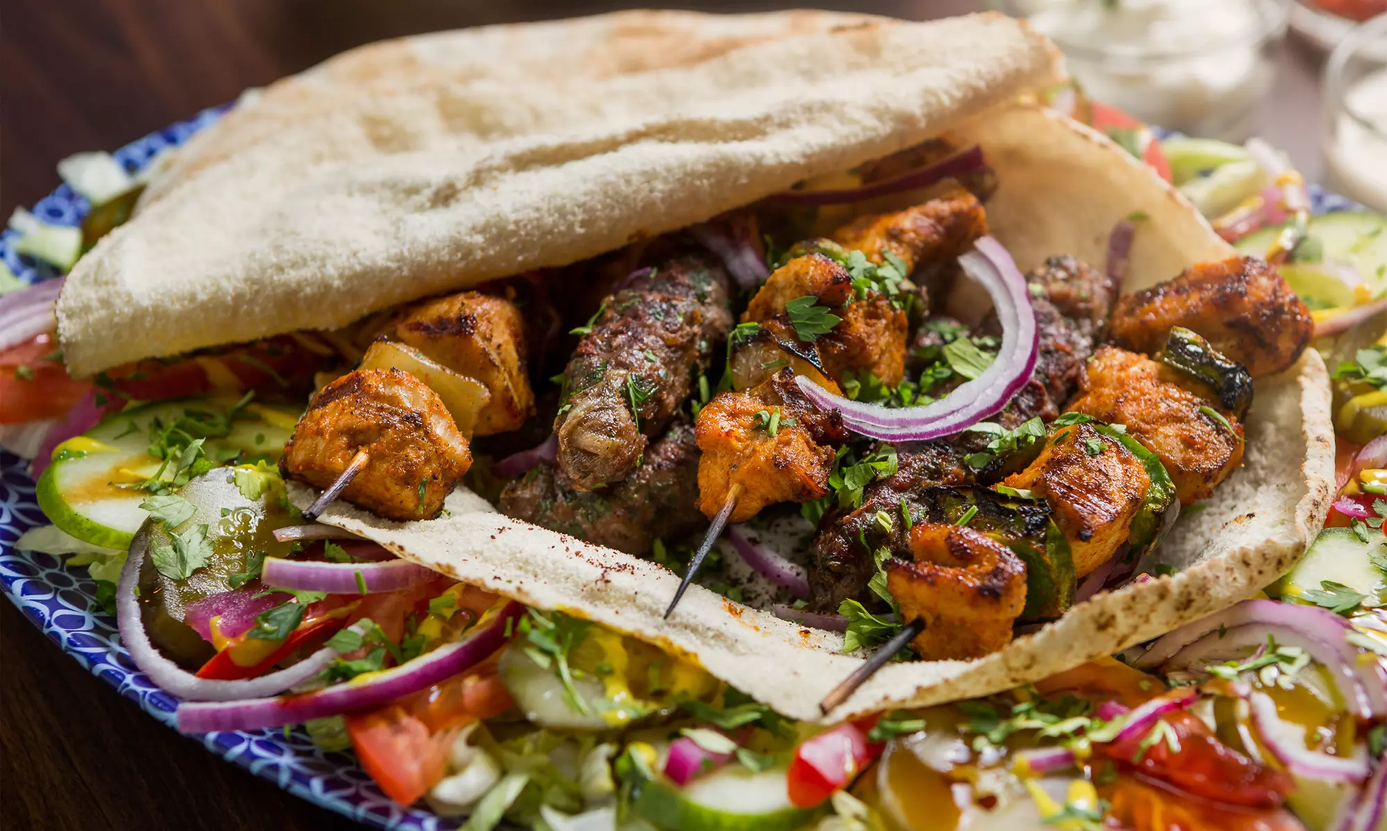 Biesiada libańska mięsna lub wegetariańska dla 2 lub 4 osób