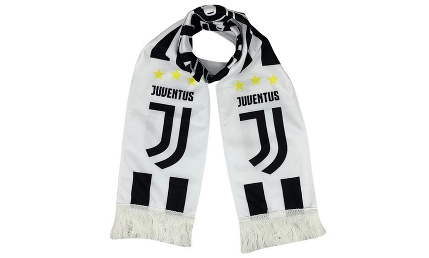 Image 10: Football Fan Club Warm Scarf