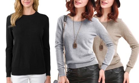 1 o 2 maglioni classici da donna disponibili in 3 colori e 3 taglie