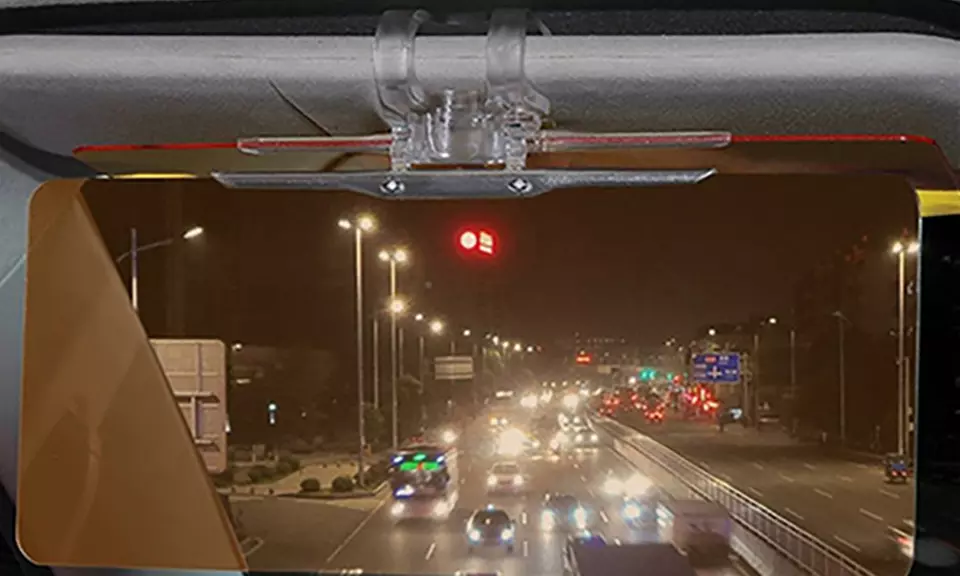 1x oder 2x Auto-Blendschutz mit Schutz gegen UV- und Auto-Licht - Second Medium