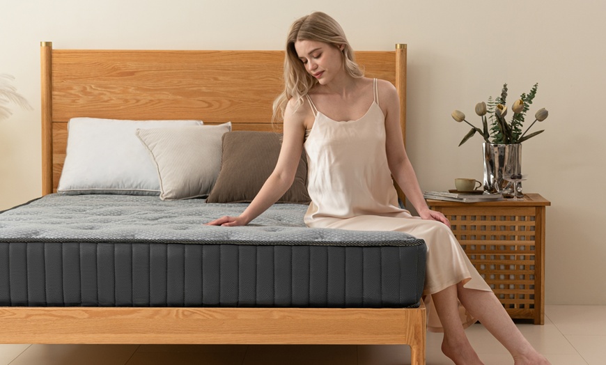 Image 4: 18cm Memory Foam Sprung Mattress