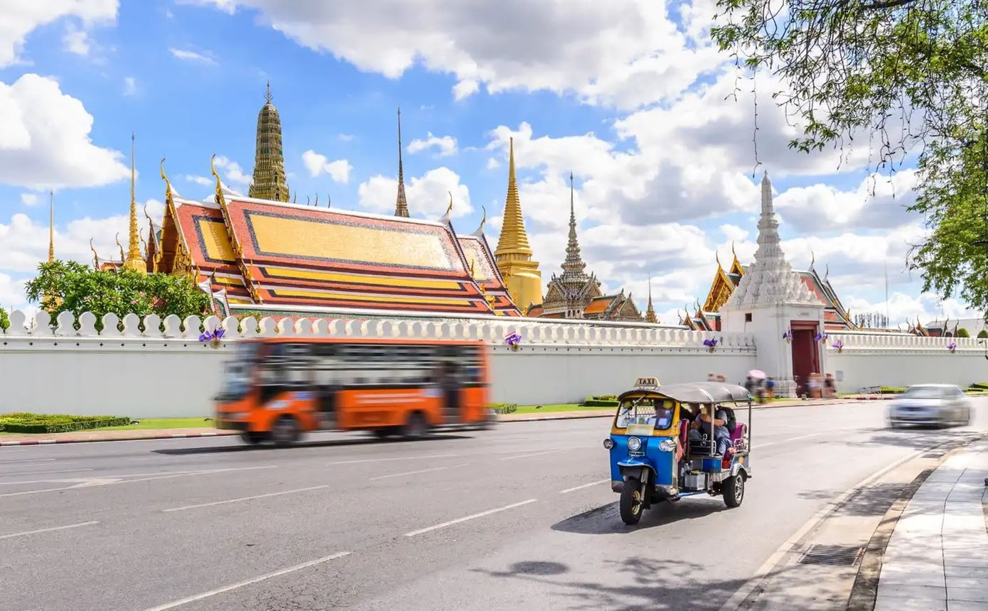 ✈ 8-Day Bangkok and Phuket Vacation w/ Air from Great Value Vacations