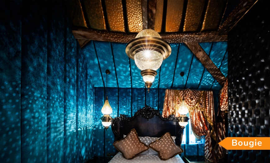 Image 3: 5* Decadent Hotel Break for Two with English or Thai Dining experience