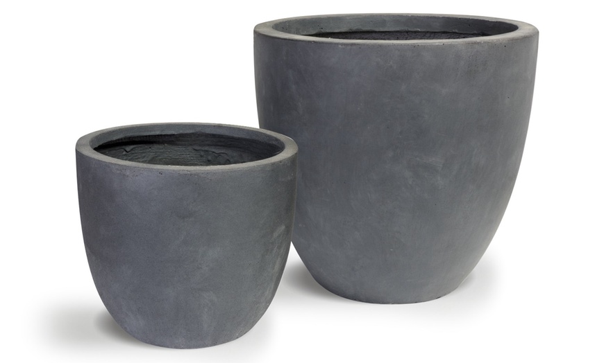 Image 4: Two-Pack Fibre Clay Planters