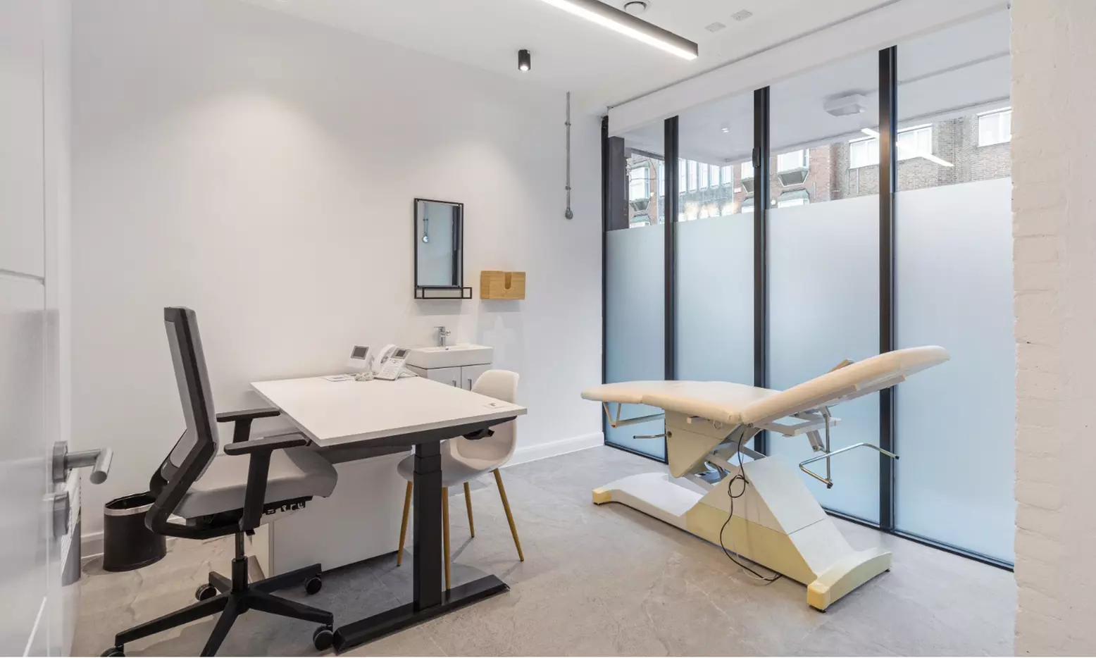 Up to 57% Off on Facelift - Non-Surgical at Seraphic Aesthetics - Primary Image