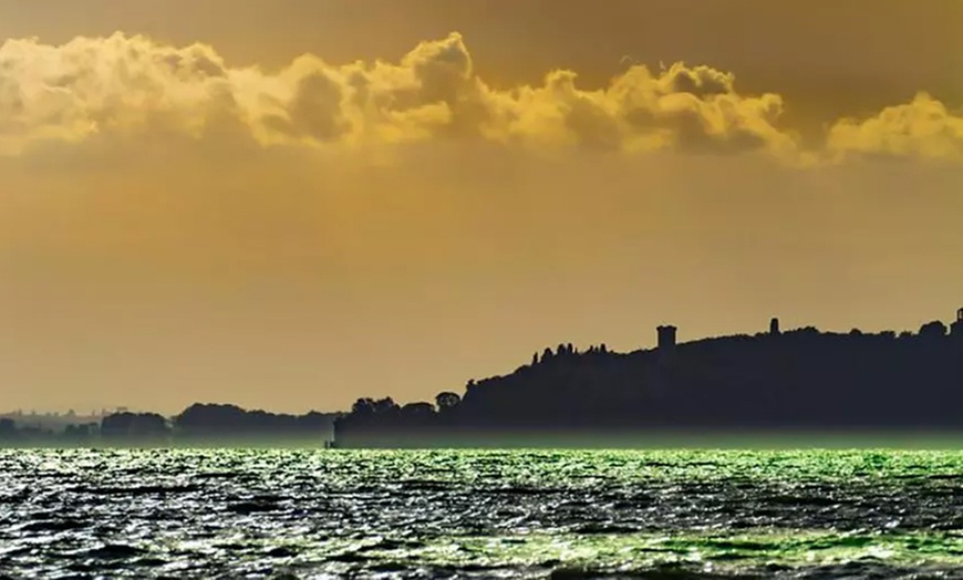 Image 9: Lago Trasimeno:  camera doppia per 2 persone e colazione